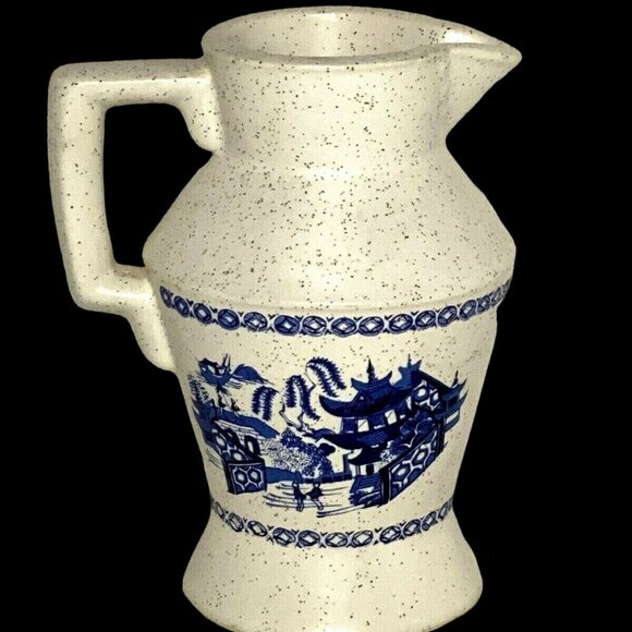 VTG McCoy Nelson Blue Willow USA Grecian beige speckled blue design pitcher - Picture 1 of 11